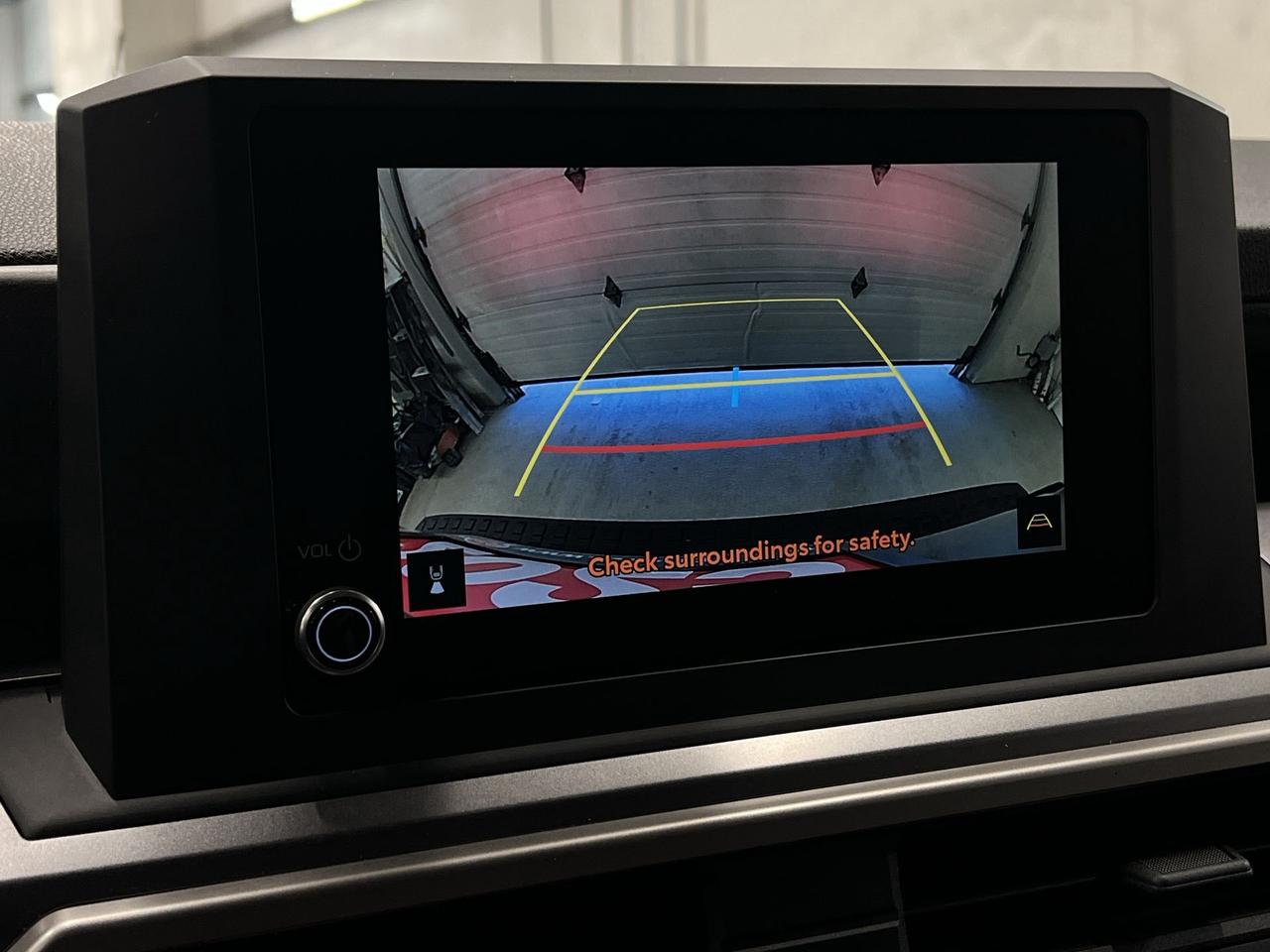 2025 Toyota 4Runner 4X4 |7-PASS |HTD SEATS | CARPLAY |ALLOYS | TOW PKG Photo