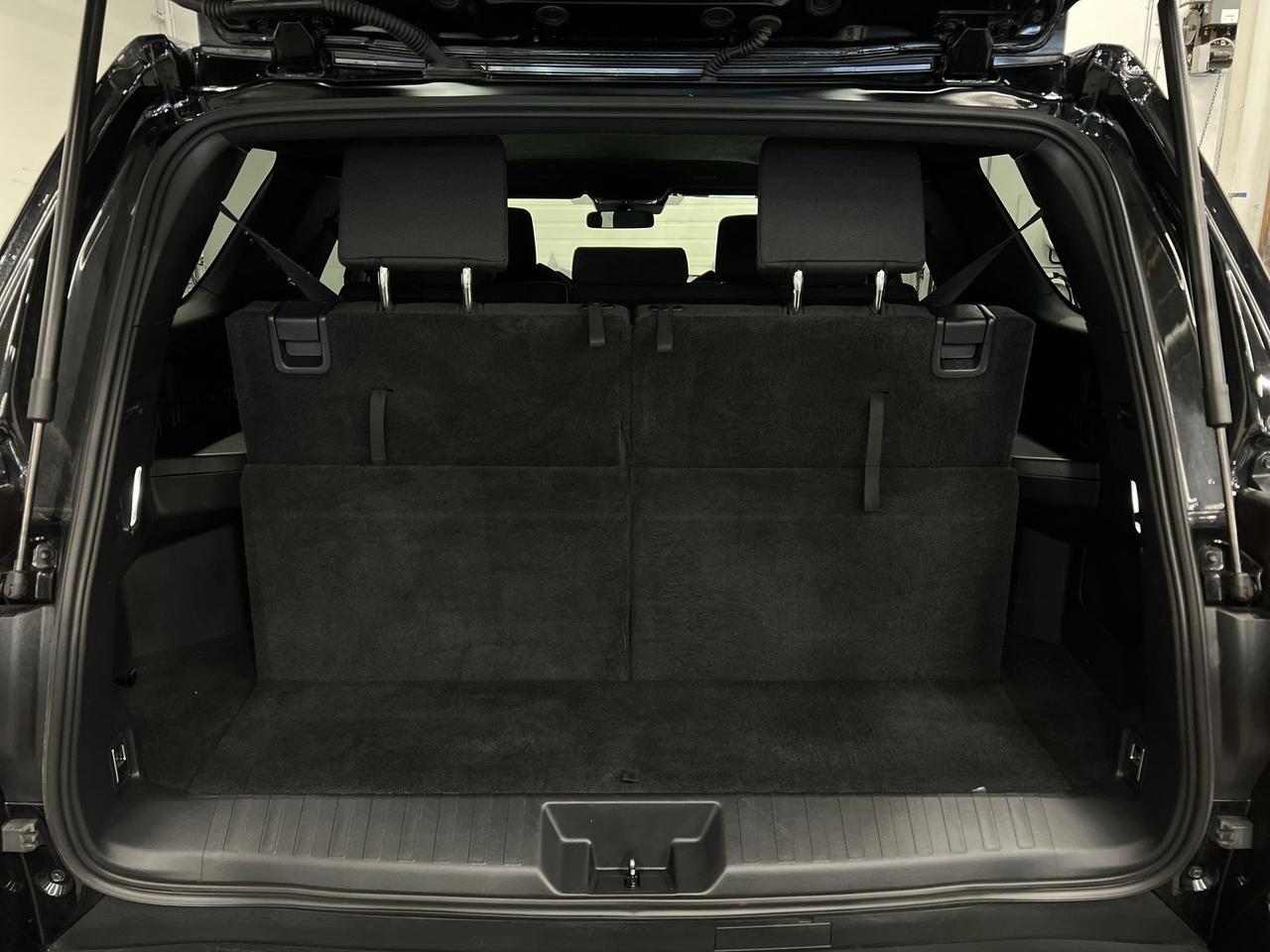 2025 Toyota 4Runner 4X4 |7-PASS |HTD SEATS | CARPLAY |ALLOYS | TOW PKG Photo
