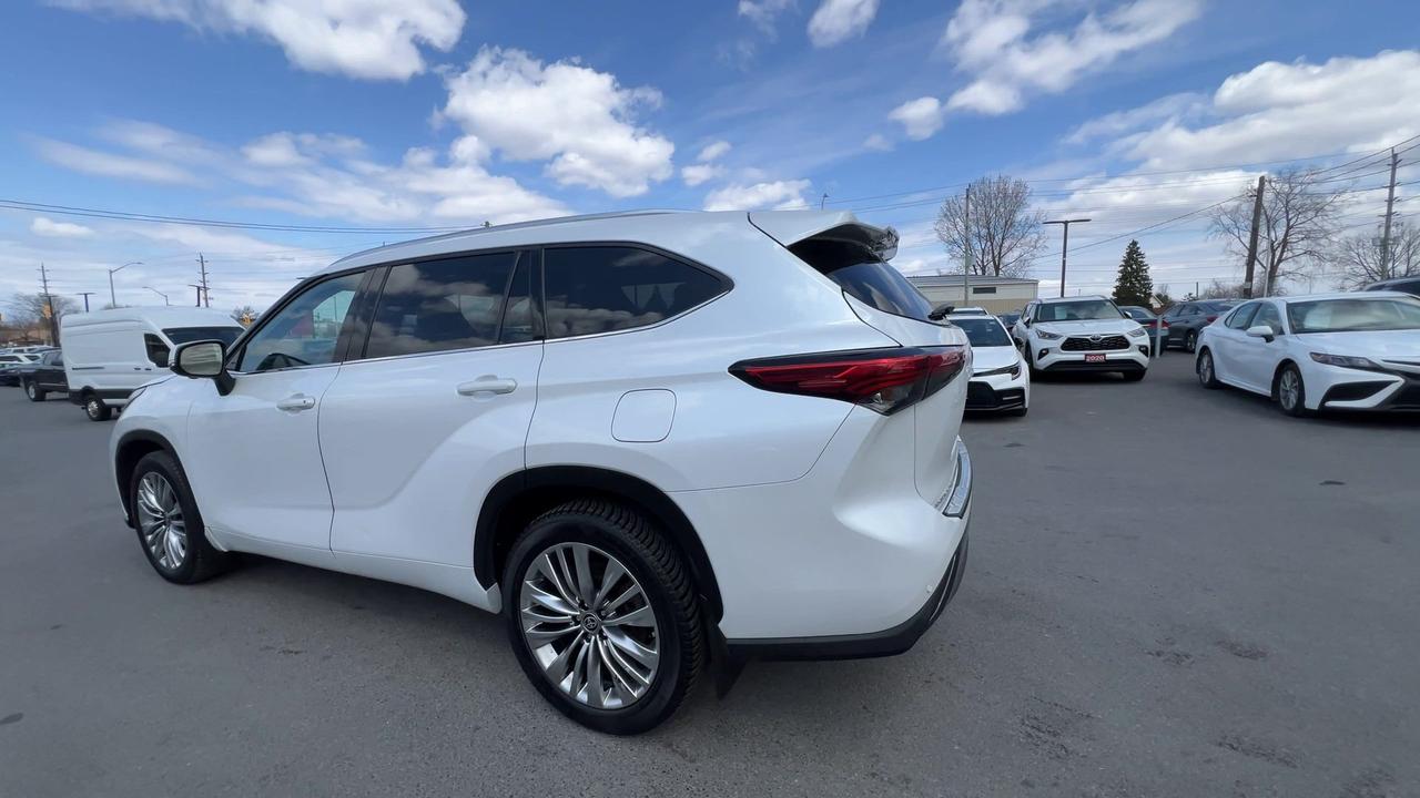 2023 Toyota Highlander PLATINUM AWD | 7-PASS | COOLED LEATHER |PANO ROOF Photo