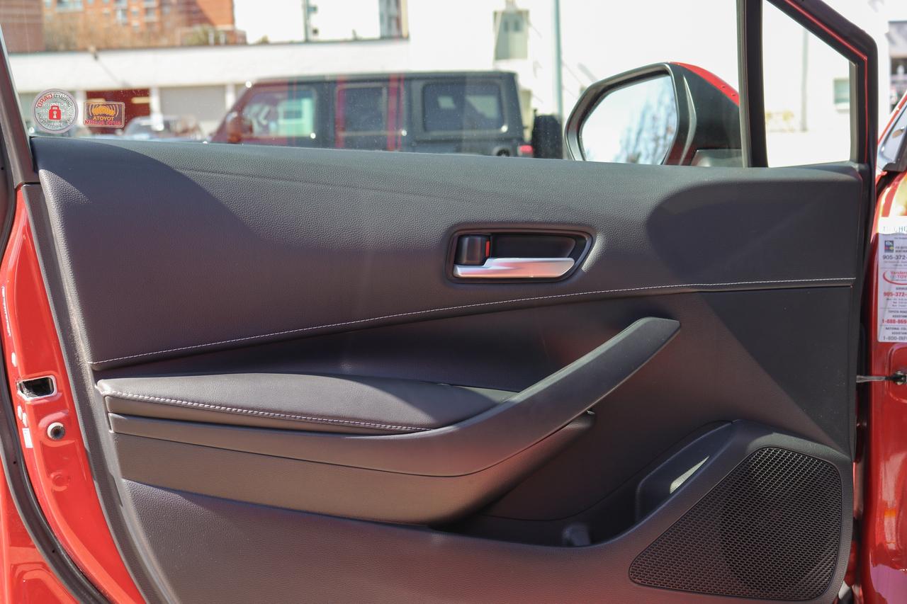 2019 Toyota Corolla Hatchback Manual | BLUETOOTH | HEATED SEATS | BLIND SPOT | Photo