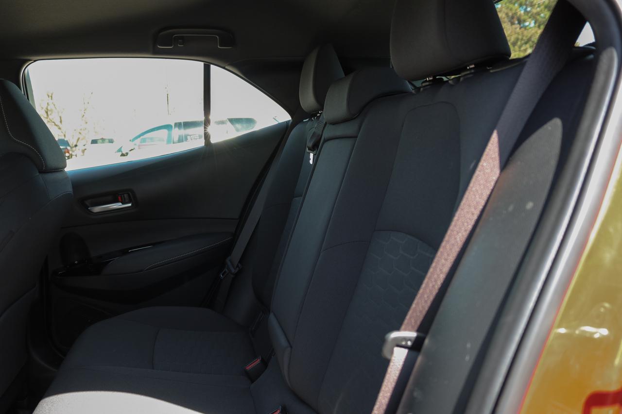 2019 Toyota Corolla Hatchback Manual | BLUETOOTH | HEATED SEATS | BLIND SPOT | Photo