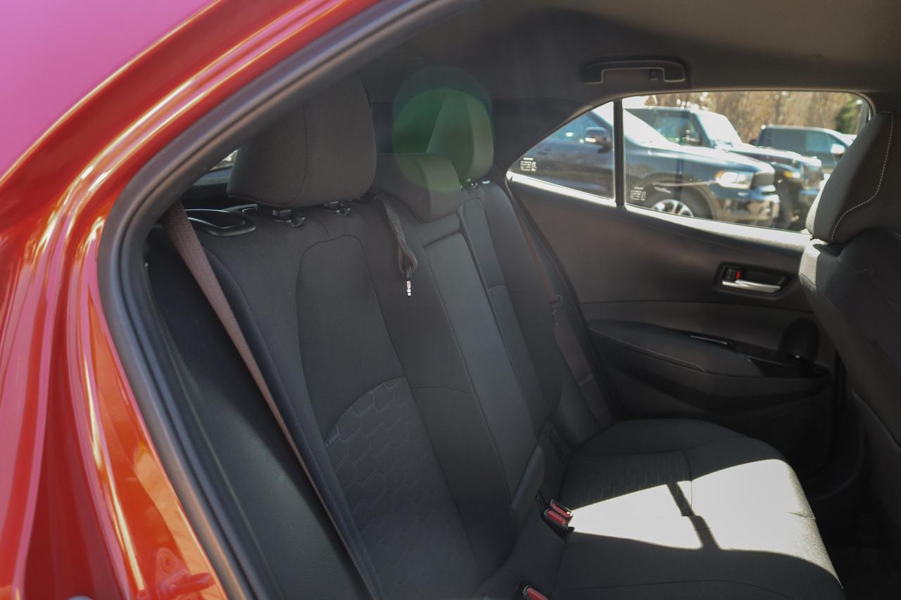 2019 Toyota Corolla Hatchback Manual | BLUETOOTH | HEATED SEATS | BLIND SPOT | Photo