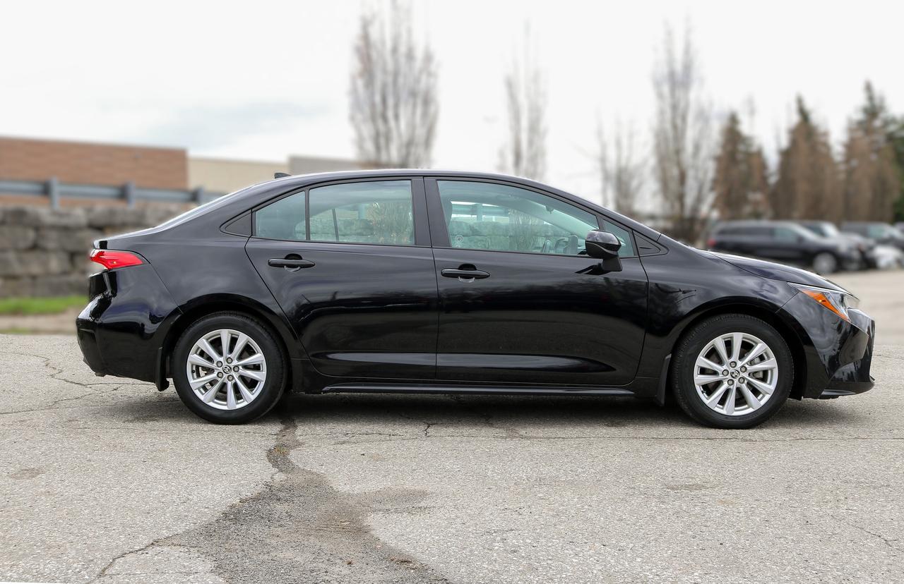 2023 Toyota Corolla LE CVT | SUNROOF | HEATED SEATS | BLIND SPOT | Photo3