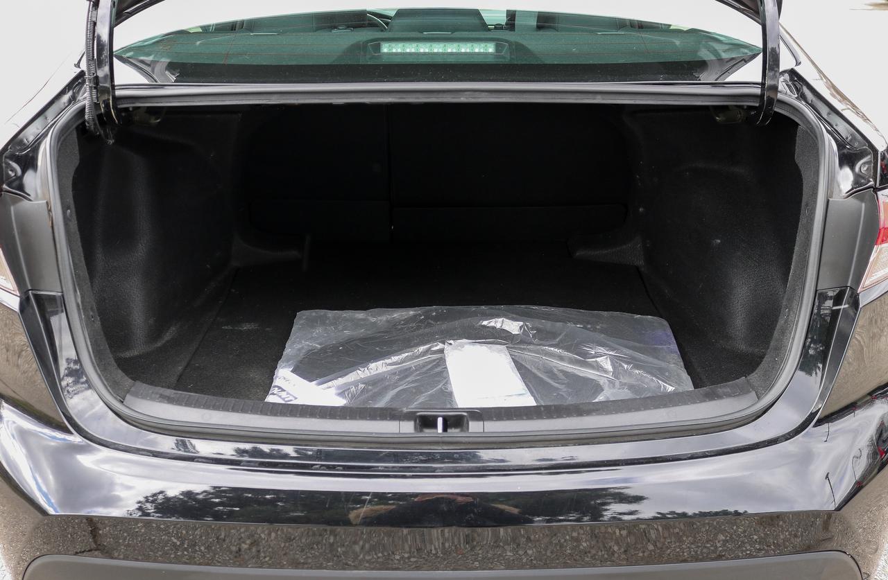 2023 Toyota Corolla LE CVT | SUNROOF | HEATED SEATS | BLIND SPOT | Photo