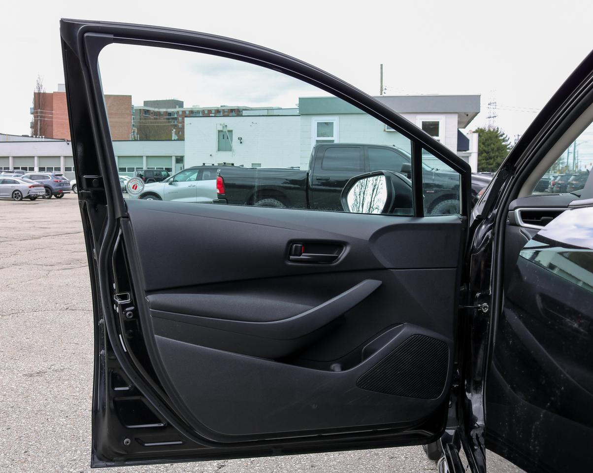 2023 Toyota Corolla LE CVT | SUNROOF | HEATED SEATS | BLIND SPOT | Photo