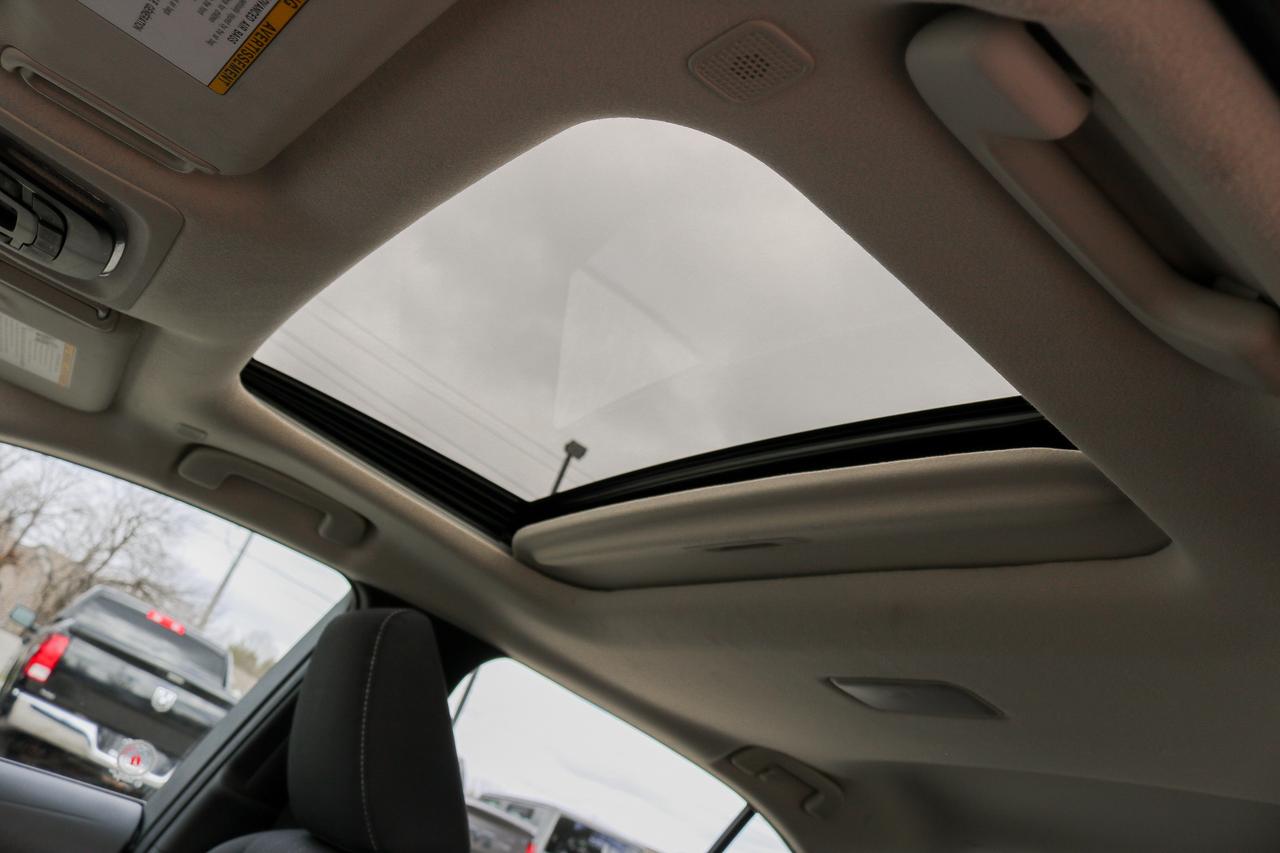 2023 Toyota Corolla LE CVT | SUNROOF | HEATED SEATS | BLIND SPOT | Photo