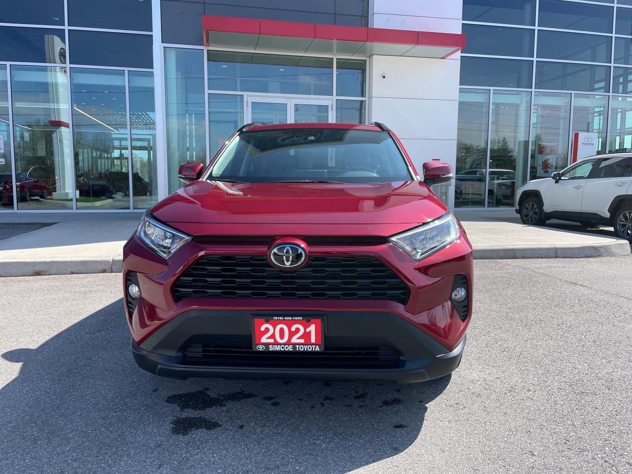 2021 Toyota RAV4 XLE Photo