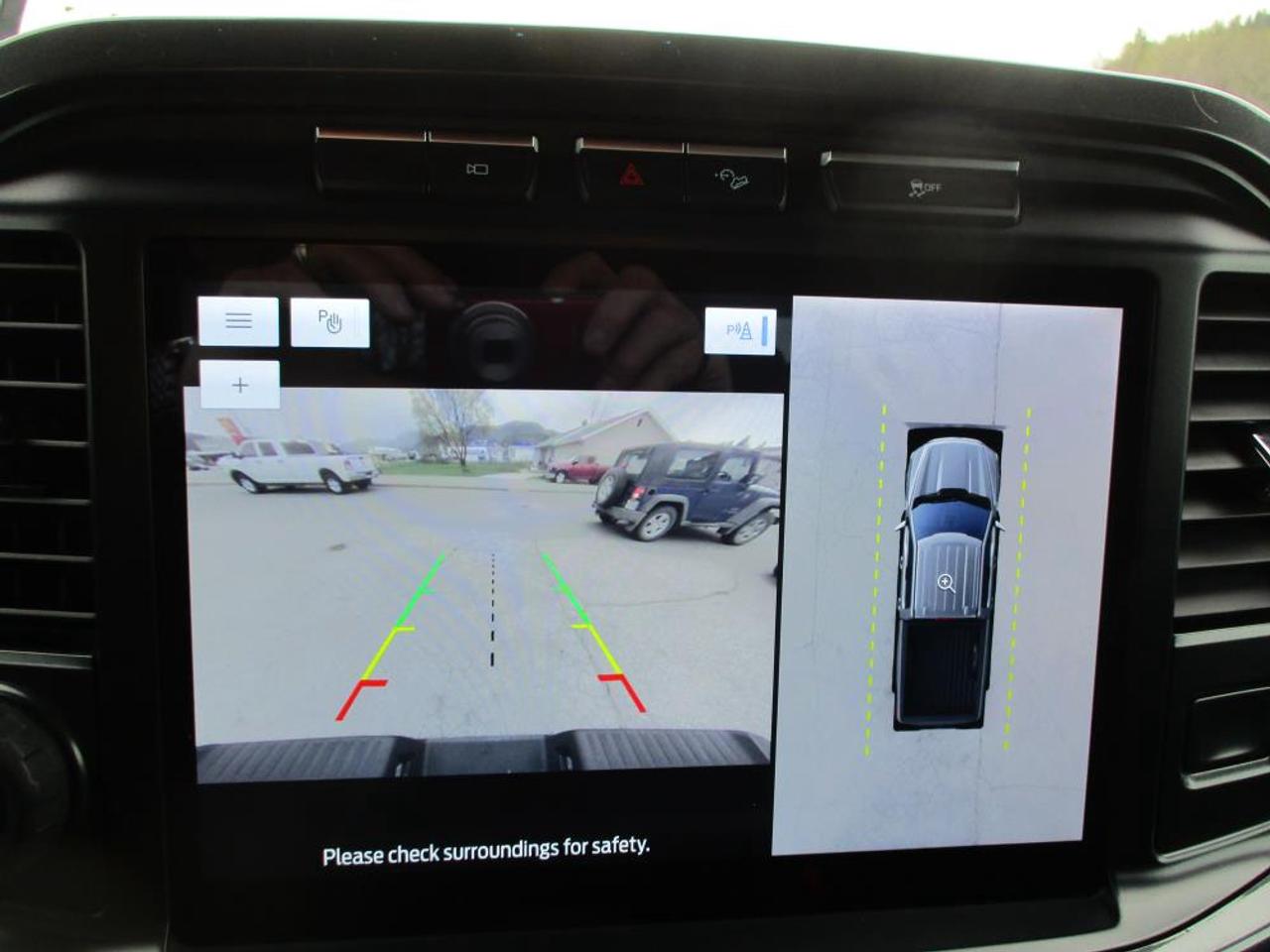 2022 Ford F-150 XLT 302A 4X4 Photo