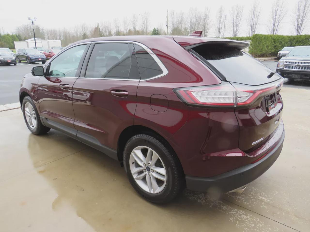 2017 Ford Edge SEL | Rare | LOW KM!! | Clean Title No Accidents | Navigation | Reverse Camera | Digital Touchscreen | Heated Seats | Photo