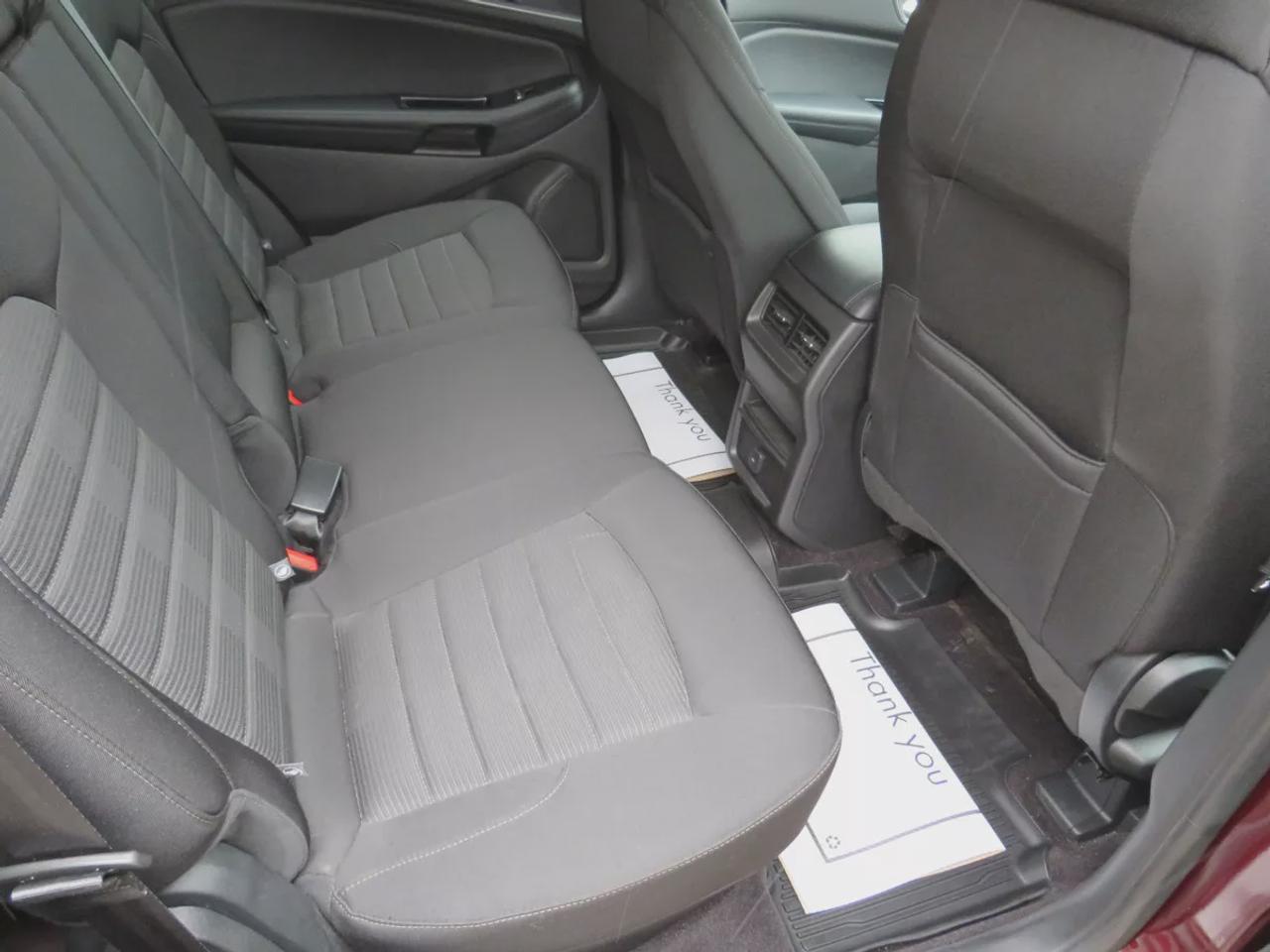 2017 Ford Edge SEL | Rare | LOW KM!! | Clean Title No Accidents | Navigation | Reverse Camera | Digital Touchscreen | Heated Seats | Photo