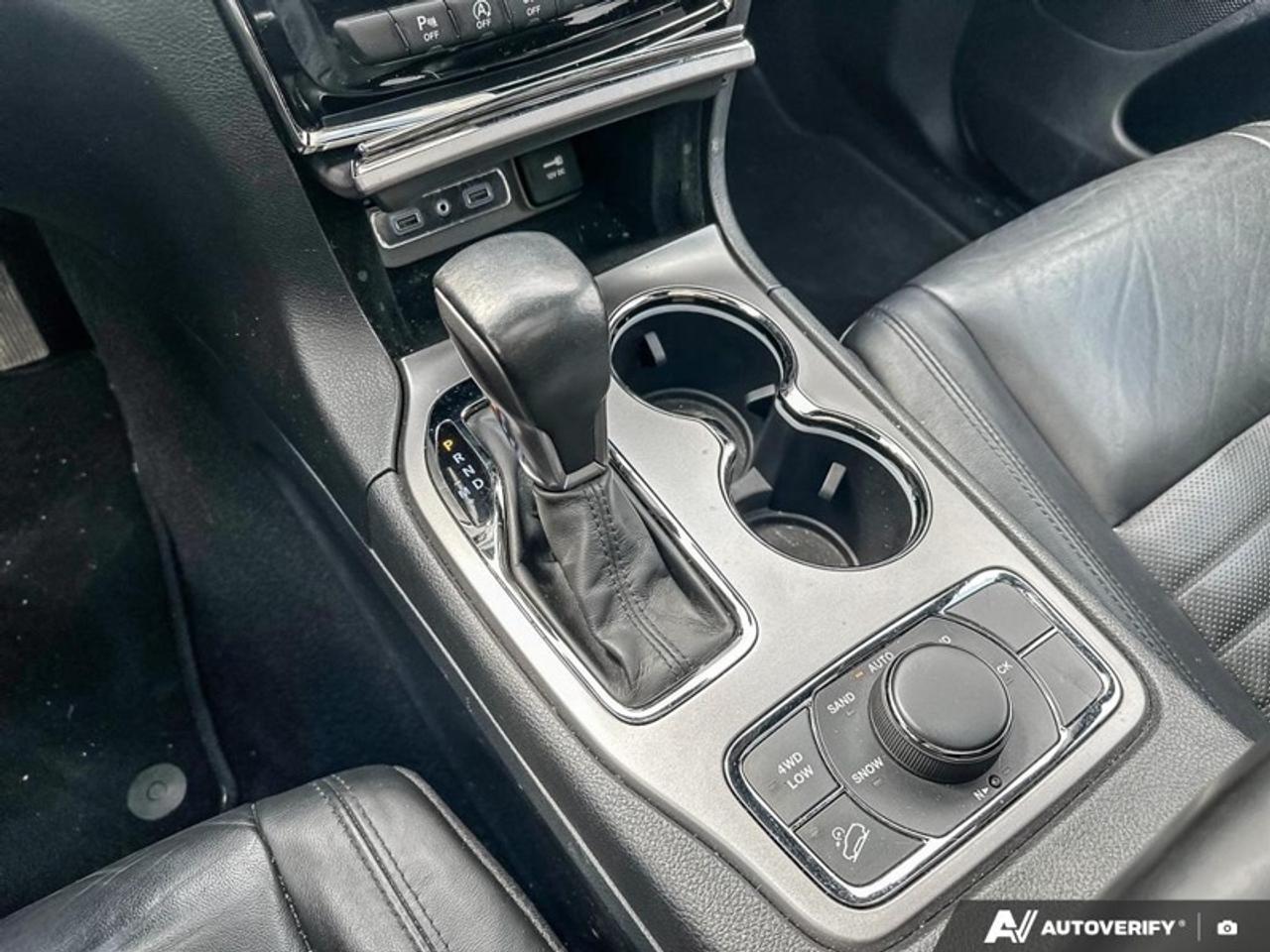 2020 Jeep Grand Cherokee Limited X  LIMITED X, AWD, PANO SUNROOF Photo
