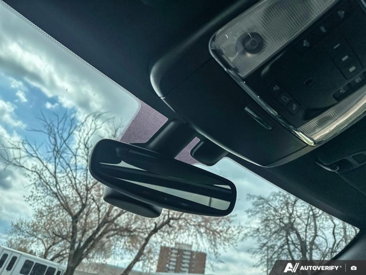 2020 Jeep Grand Cherokee Limited X  LIMITED X, AWD, PANO SUNROOF Photo