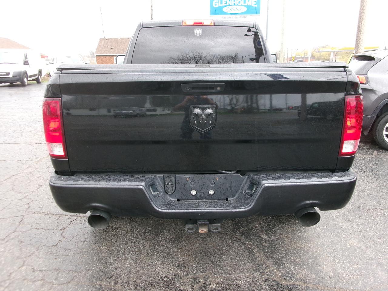 2016 RAM 1500 Regular Cab Short Box 4x4  "VERY NICE TRUCK" Photo3