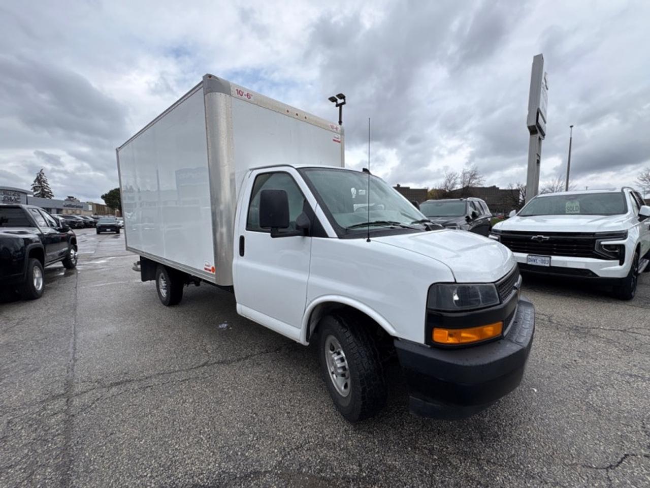 2024 Chevrolet Express Commercial Cutaway 14 FT TRANSIT BOX CUBE VAN Photo