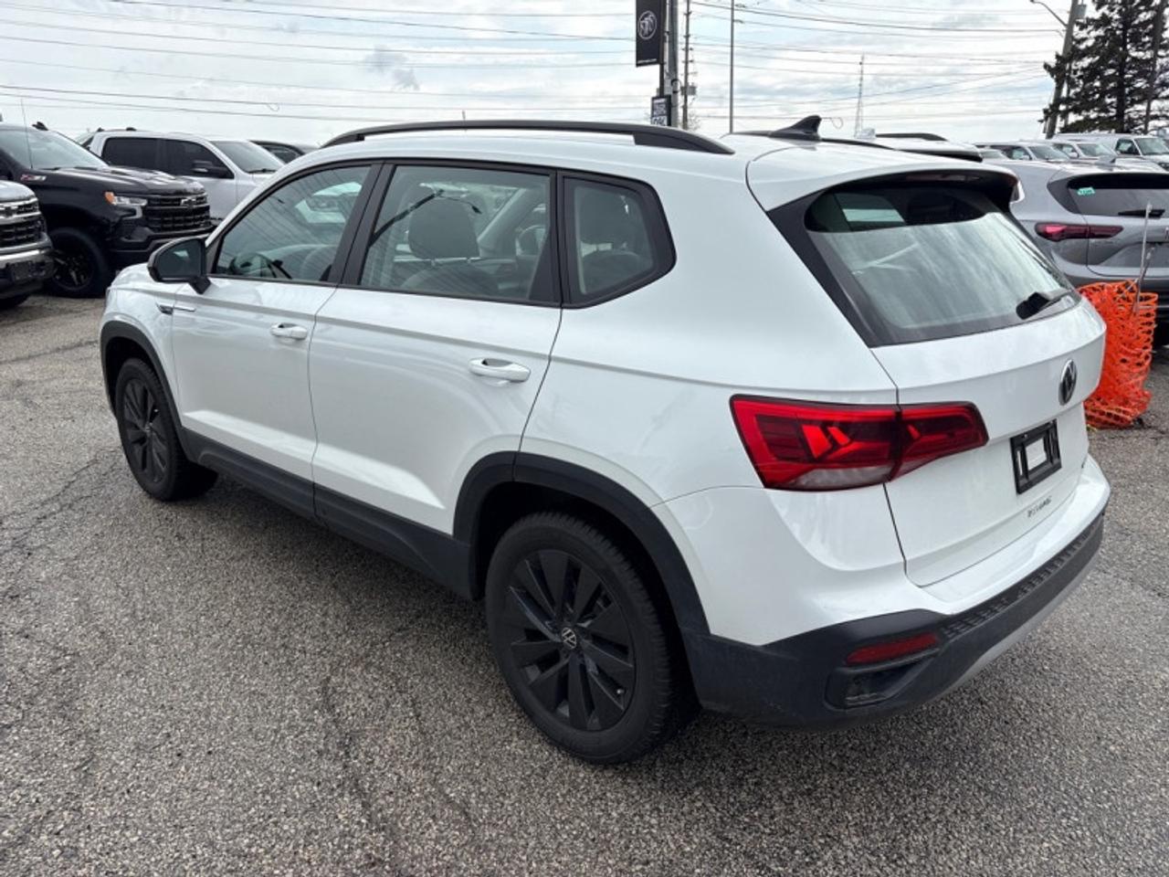 2022 Volkswagen Taos Trendline  - Heated Seats Photo4