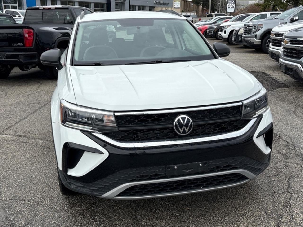 2022 Volkswagen Taos Trendline  - Heated Seats Photo