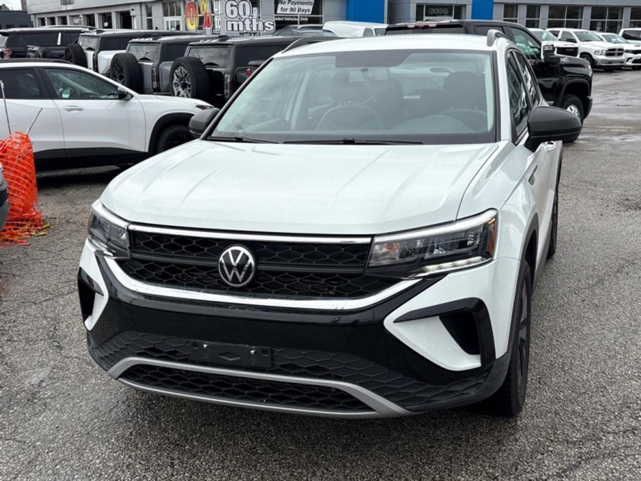 2022 Volkswagen Taos Trendline  - Heated Seats Photo