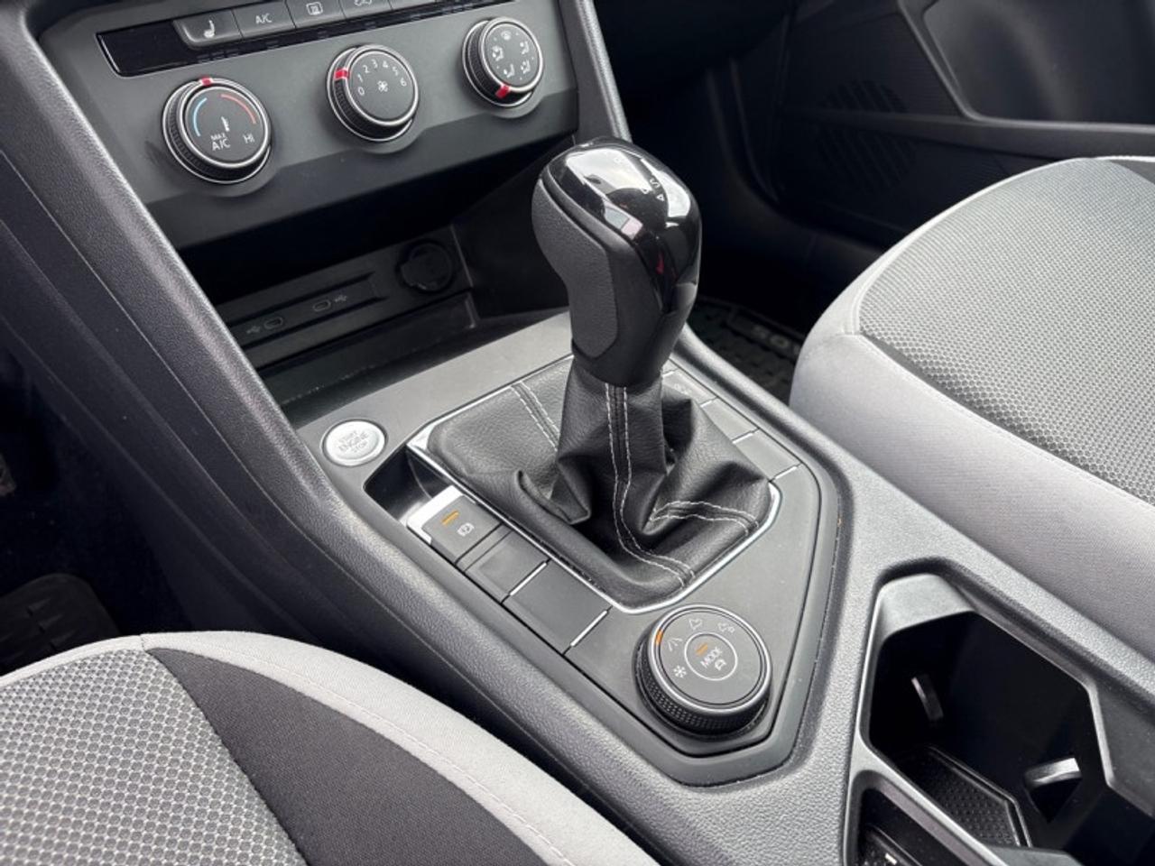 2022 Volkswagen Taos Trendline  - Heated Seats Photo