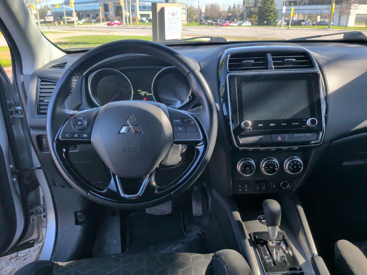 2024 Mitsubishi RVR SE