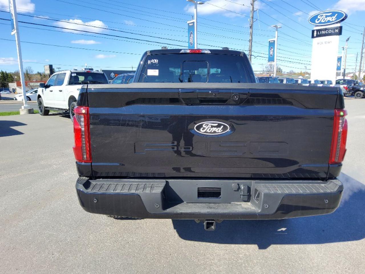 2026 Ford F-150 XLT Photo4