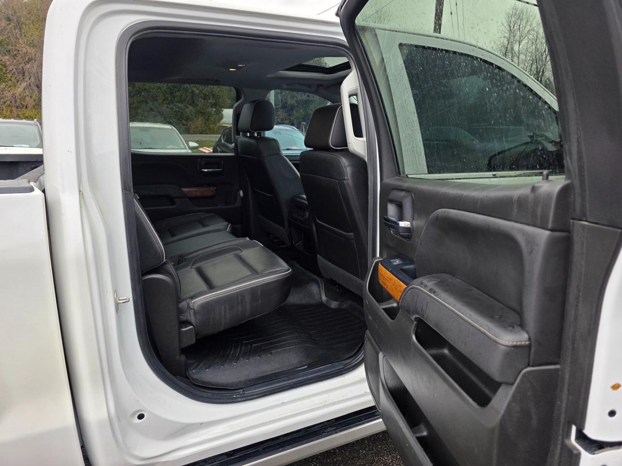 2018 Chevrolet Silverado 1500 High Country Short Box Photo
