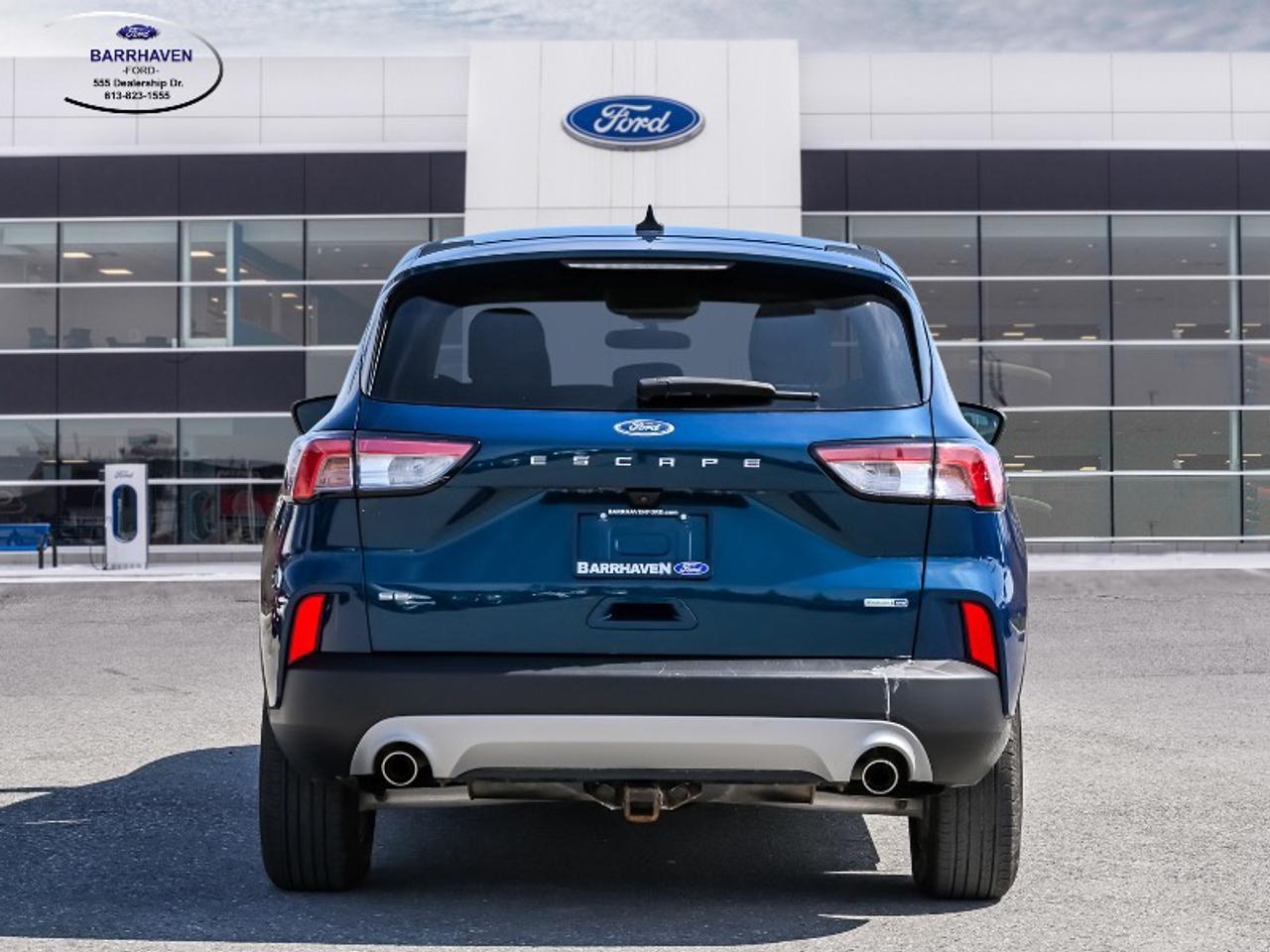 2020 Ford Escape SE Photo3