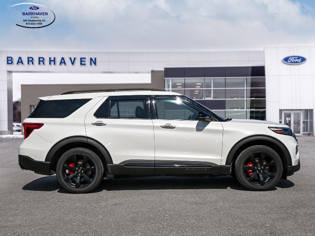 2023 Ford Explorer ST Photo