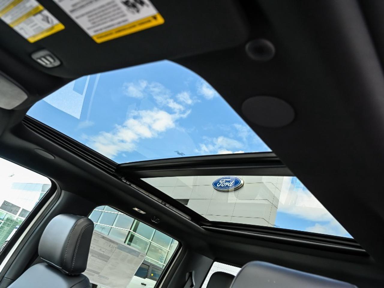 2026 Ford F-150 Lariat Photo