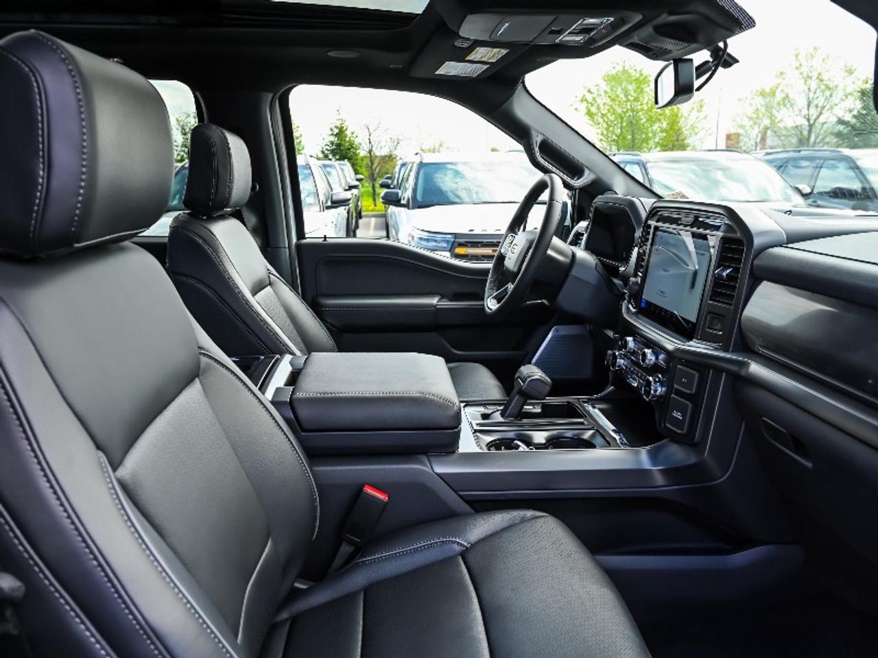 2026 Ford F-150 Lariat Photo