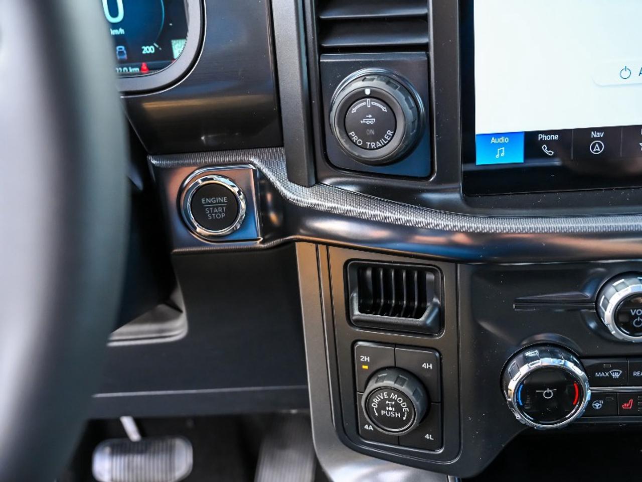 2026 Ford F-150 Lariat Photo