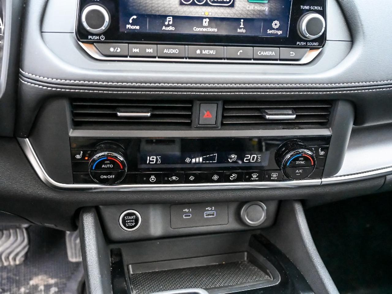 2023 Nissan Rogue SV MOONROOF Photo