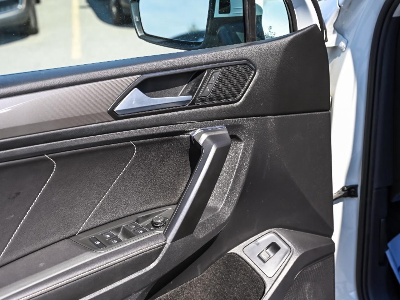 2023 Volkswagen Tiguan COMFORTLINE Photo