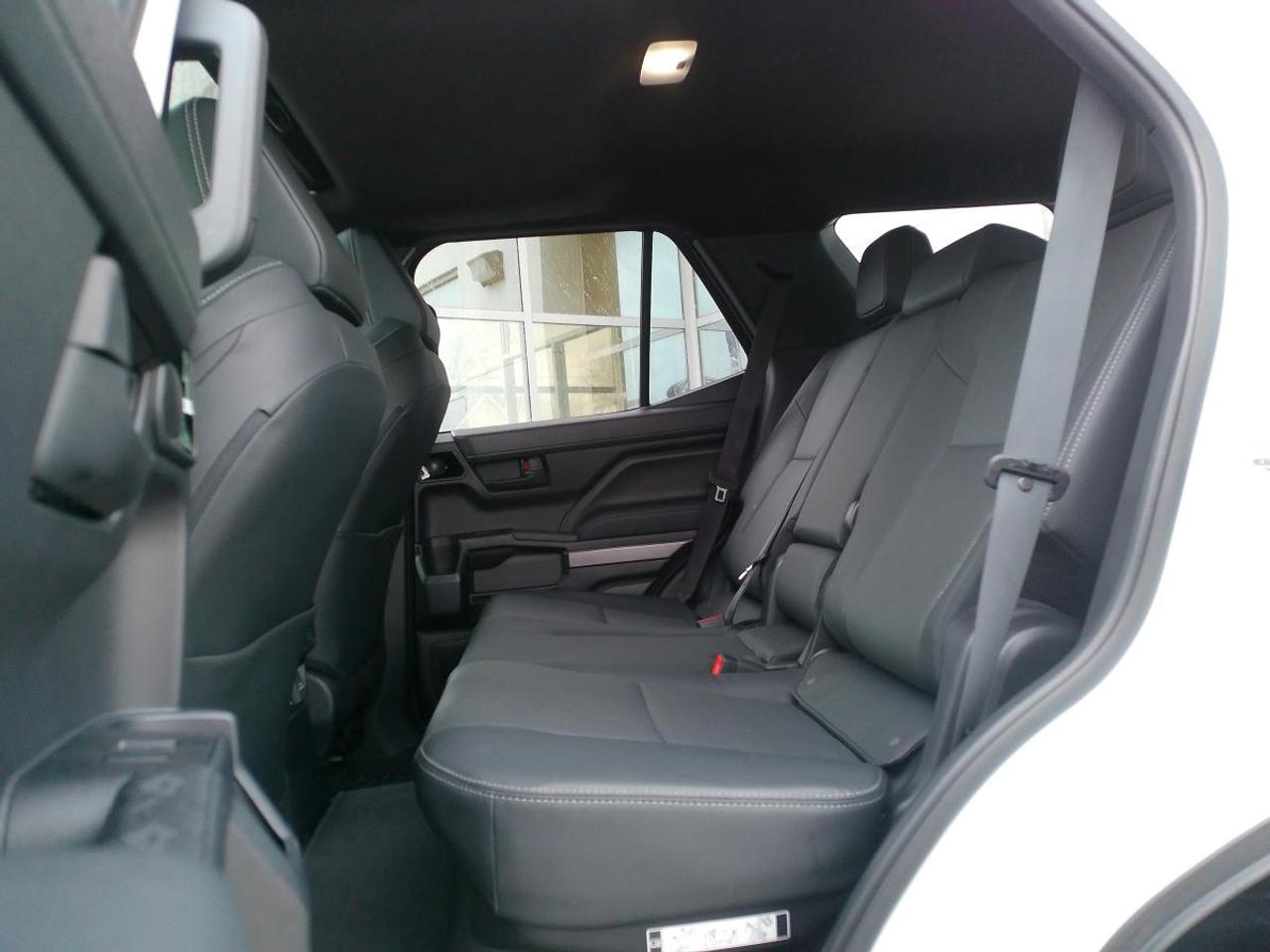 2025 Toyota 4Runner 4WD Photo