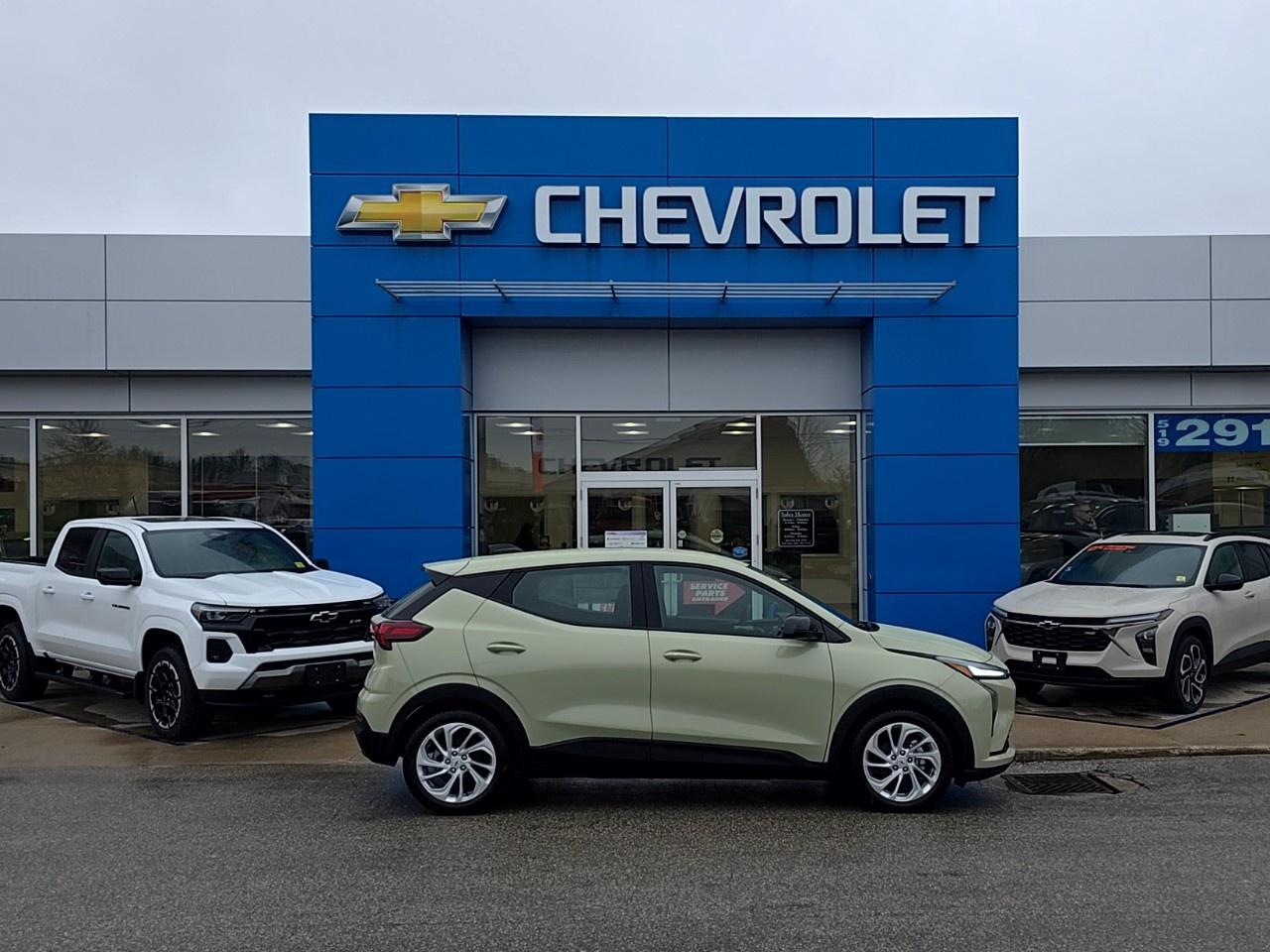 2027 Chevrolet Bolt FWD 4dr LT Photo