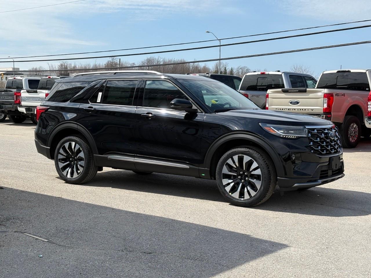 2026 Ford Explorer Platinum 4WD Photo4