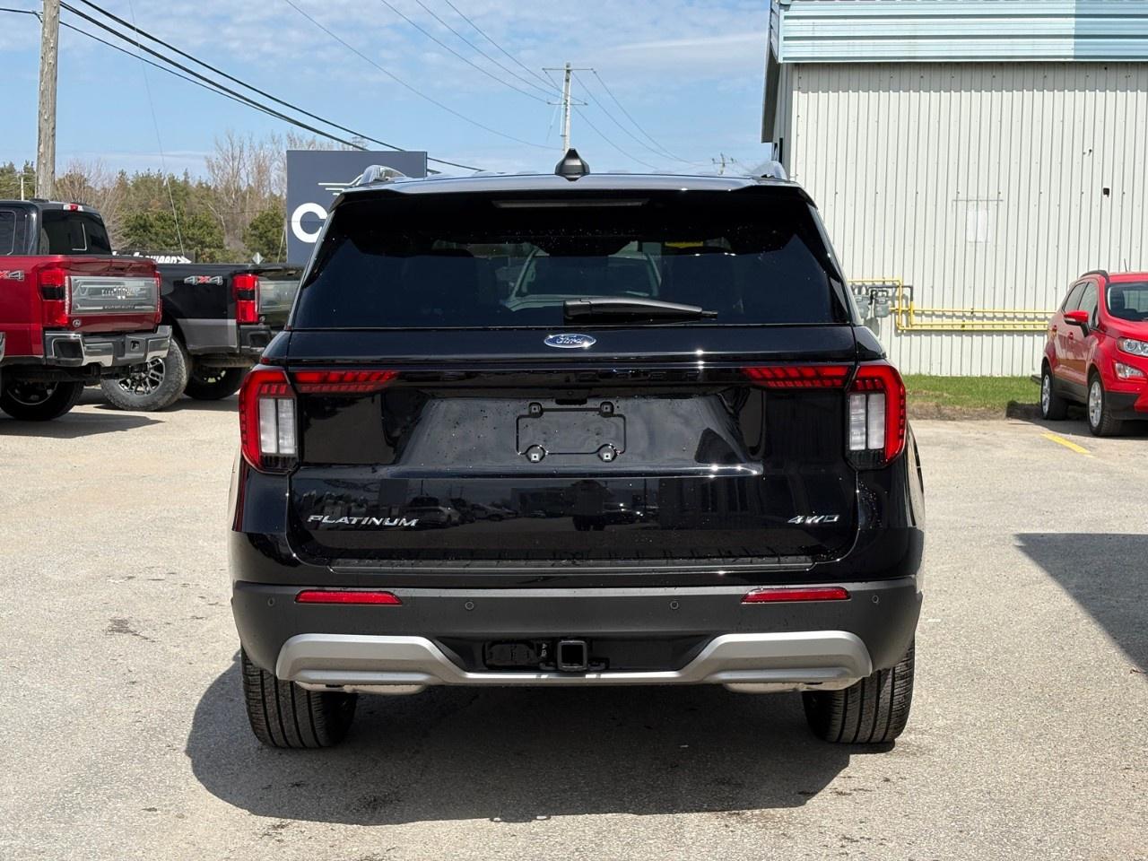 2026 Ford Explorer Platinum 4WD Photo