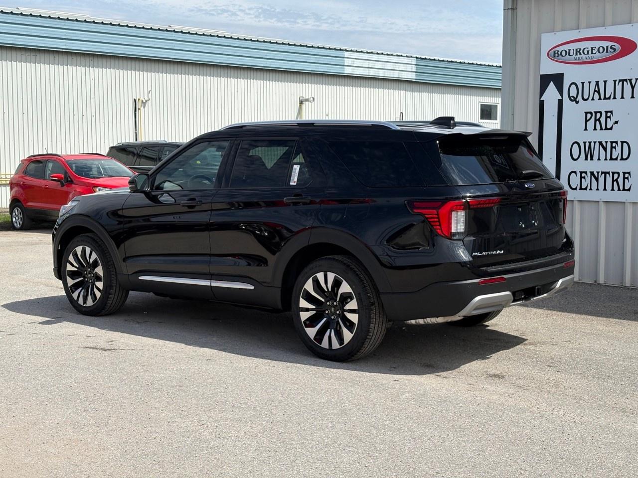 2026 Ford Explorer Platinum 4WD Photo