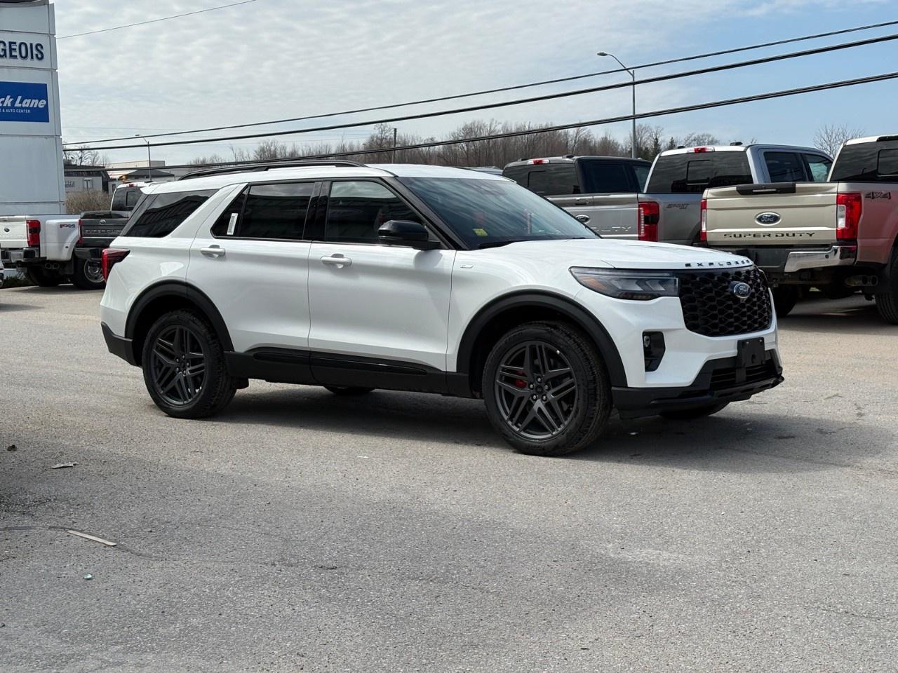 2026 Ford Explorer ST-Line 4WD Photo4