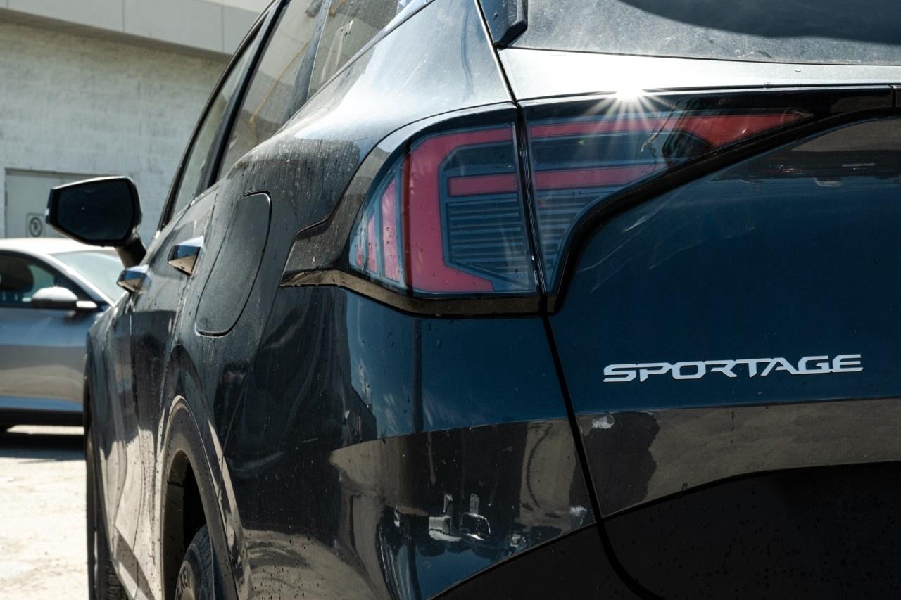 2026 Kia Sportage Hybrid EX AWD Photo