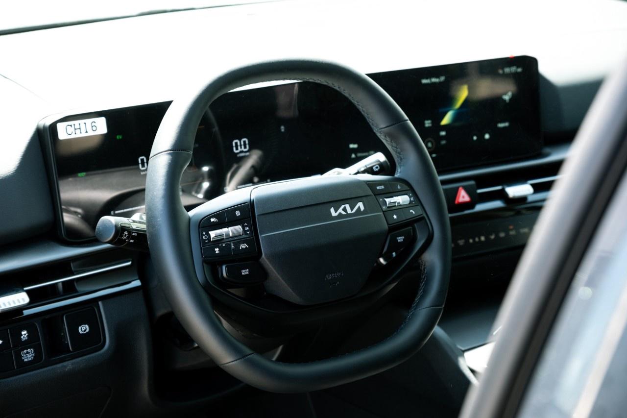 2026 Kia Sportage Hybrid EX AWD Photo
