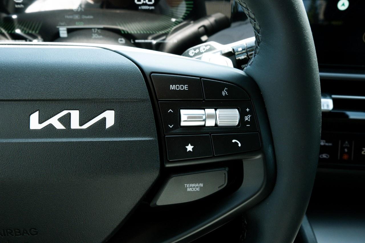 2026 Kia Sportage Hybrid EX AWD Photo