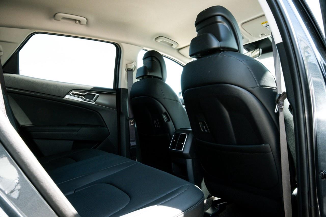 2026 Kia Sportage Hybrid EX AWD Photo