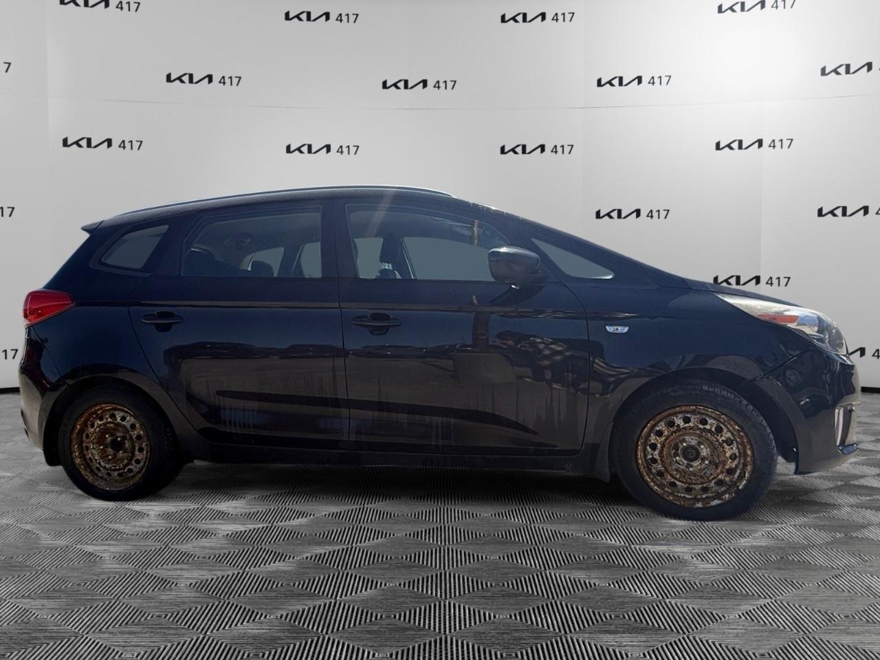 2015 Kia Rondo 4dr Wgn Auto EX Photo