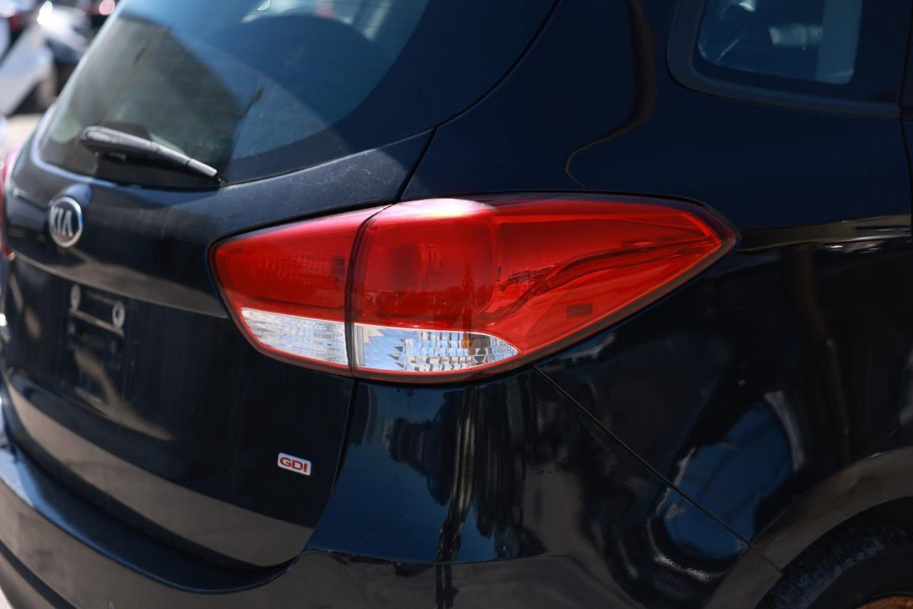 2015 Kia Rondo 4dr Wgn Auto EX Photo