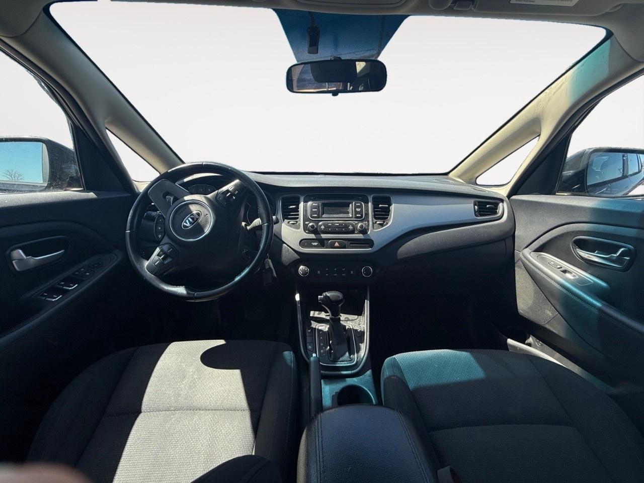 2015 Kia Rondo 4dr Wgn Auto EX Photo