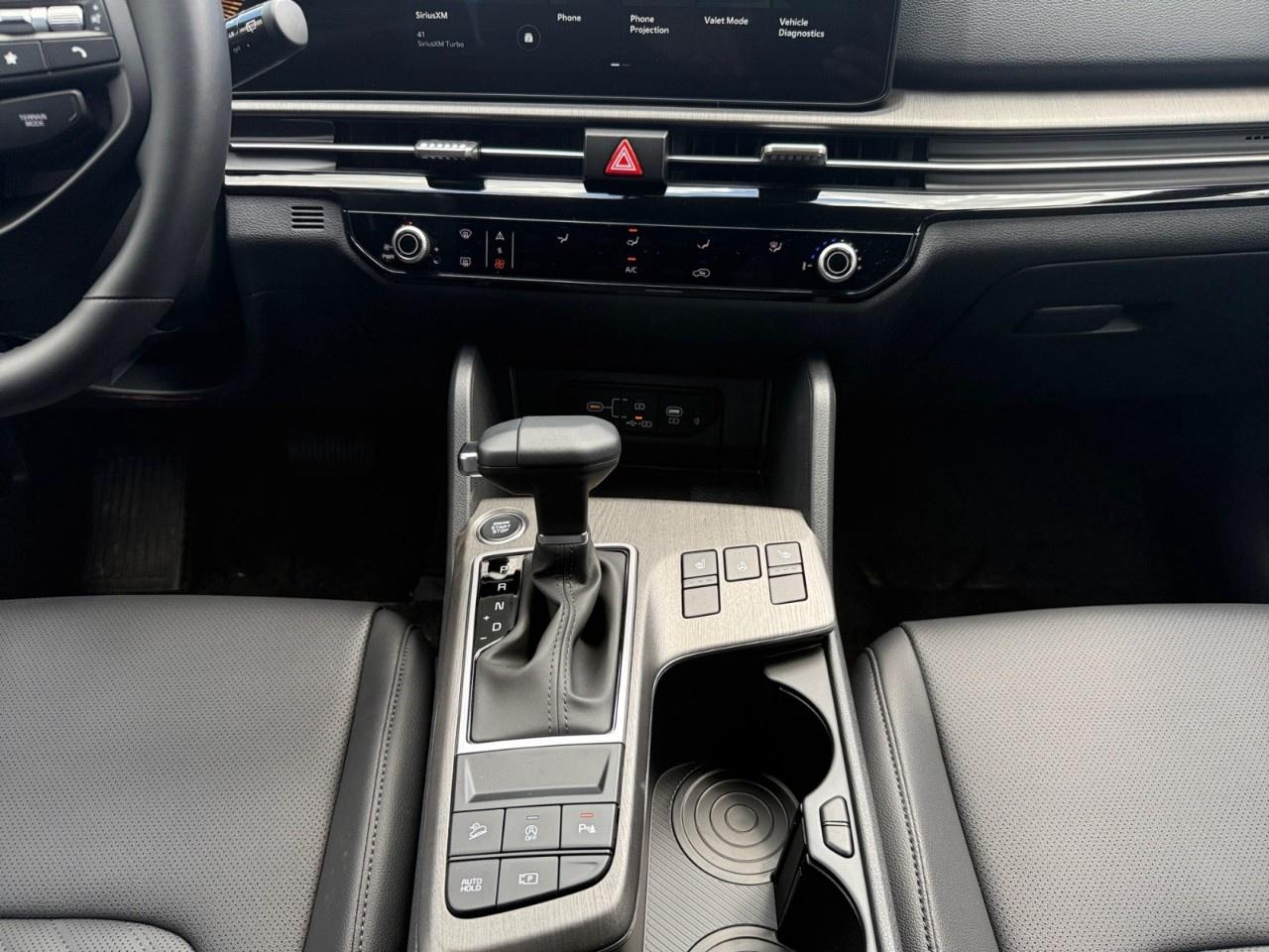 2026 Kia Sportage X-line AWD Photo