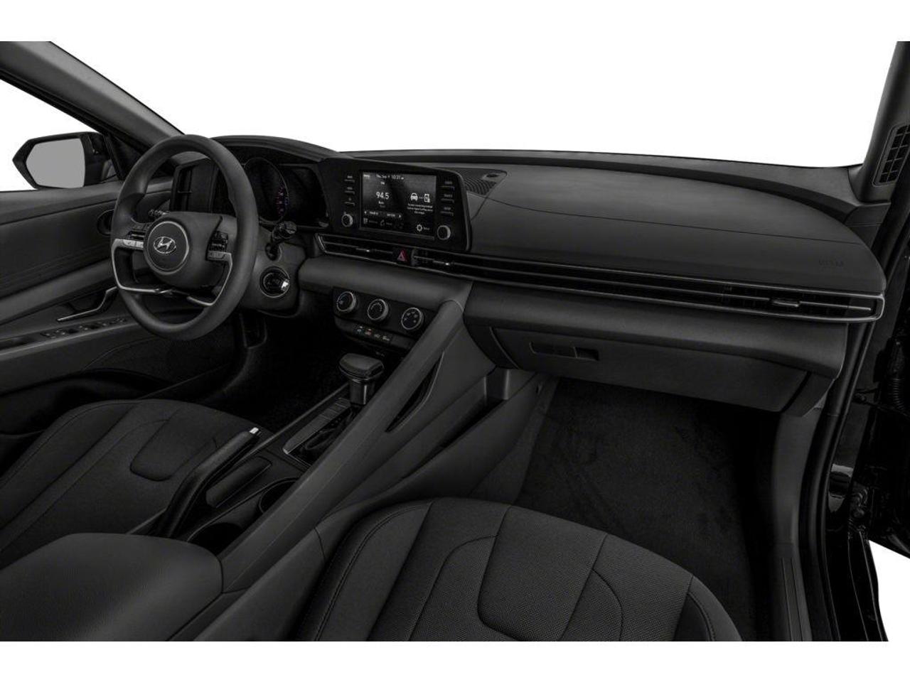 2023 Hyundai Elantra Essential Photo