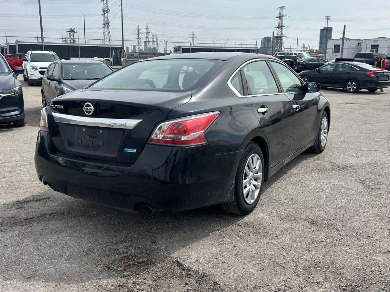 2015 Nissan Altima 2.5 S NEW ARRIVAL | PLEASE CALL AHEAD Photo