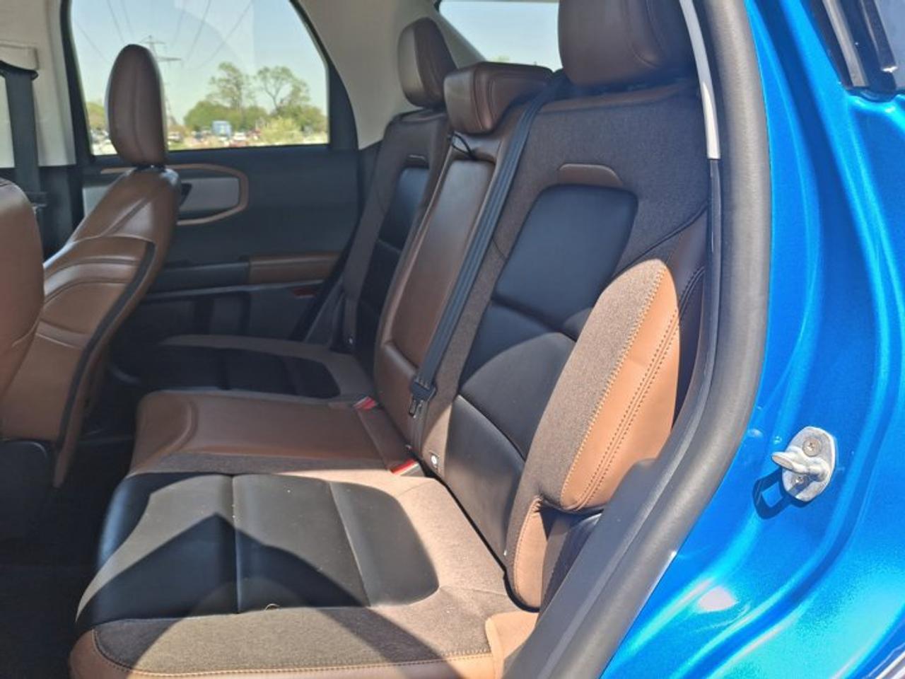 2025 Ford Bronco Sport Outer Banks AWD | Heated Seats | Remote Start | Lane Keep Assist | Carplay + Android Auto and More ! Photo