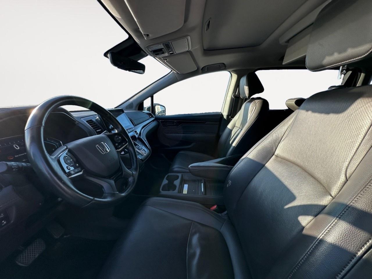 2019 Honda Odyssey Touring Auto Photo